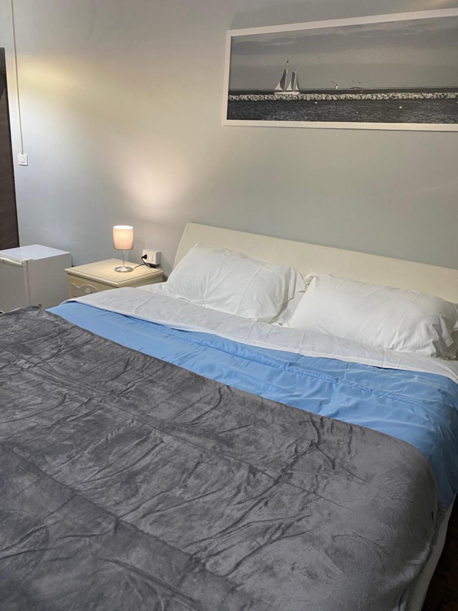 La Casa Di Cate & Adry Bed & Breakfast Envie Ngoại thất bức ảnh